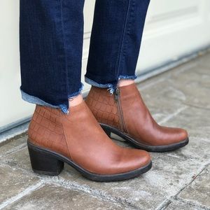 Luggage Leather Snake Print Heel Block Heel Boots